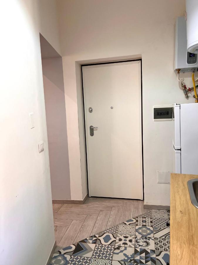 Vico Longo 25 - Ensuit Flat In The Heart Of Neapel Exterior foto